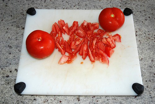  готовим яичницу с помидорами
