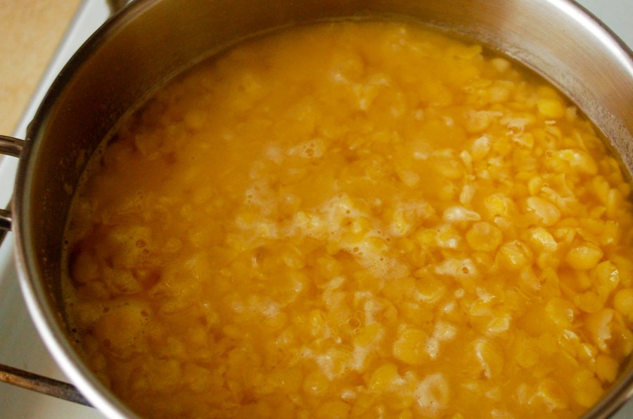 Как приготовить гороховый суп с копченостями